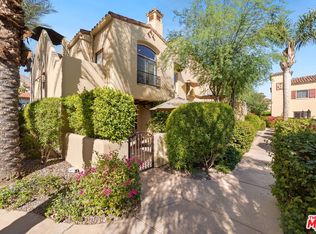 232 Villorrio Dr W, Palm Springs, CA 92262