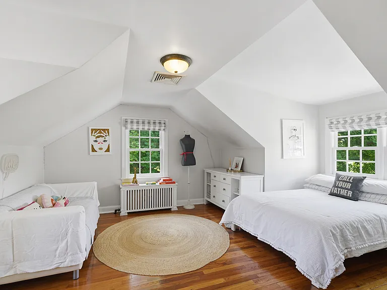 2nd Floor Bedroom