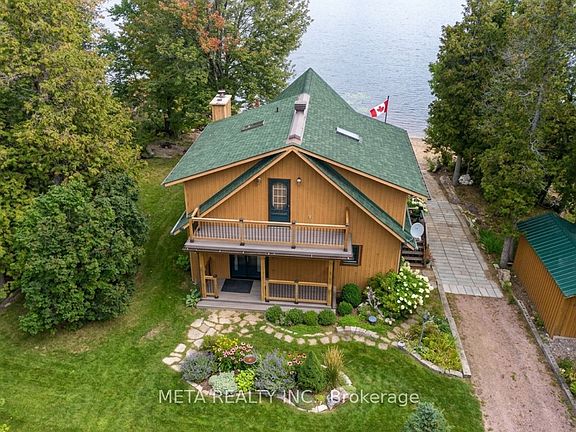 3rd image of 800 Forest Park Rd