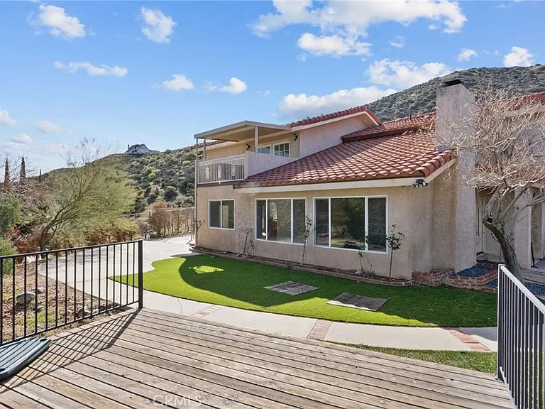 1138 Lakeview Dr — Photo 10