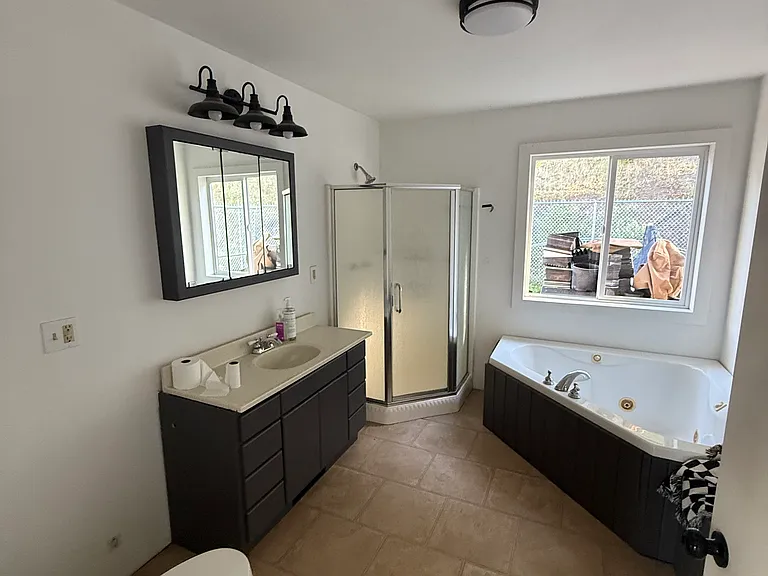 480 Sabertooth Rd — Photo 7