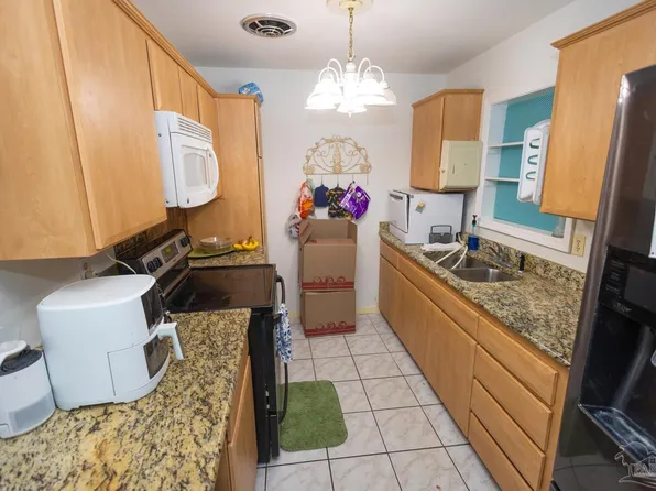 211 Revere Dr, Fort Walton Beach, FL 32547