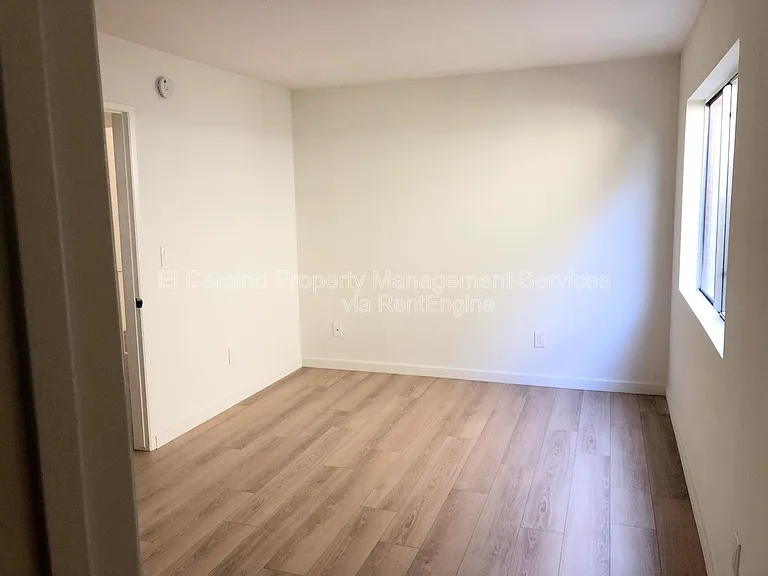 7112 Stewart And Gray Rd — Photo 5