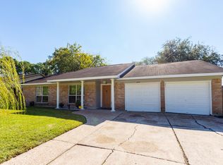 4513 Coachman Dr, Baytown, TX 77521