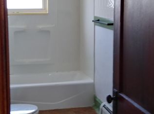 87 Shawmut St FLOOR 3, Fall River, MA 02720