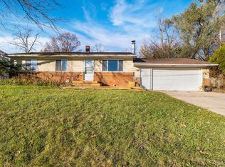 1066 McCoy St, Wolverine Lake, MI 48390