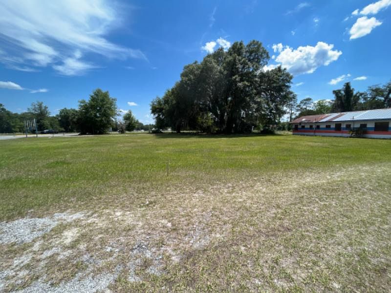 1st image of 8010 NE Us Highway 301