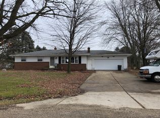 13096 Benton Rd, Grand Ledge, MI 48837