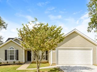 416 Lake Forest Dr, La Vergne, TN 37086
