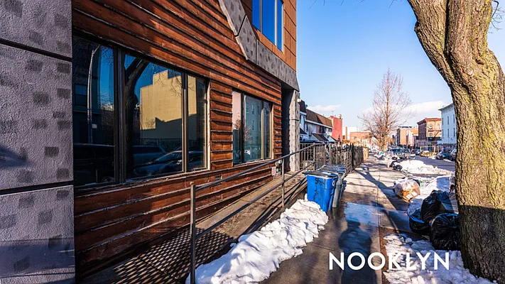 Rented by Nooklyn NYC LLC | media 4