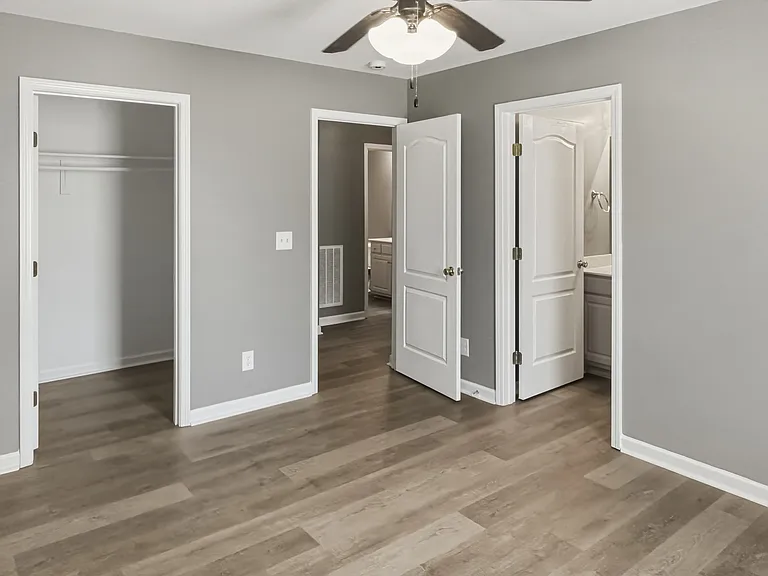 2215 Moran St — Photo 11