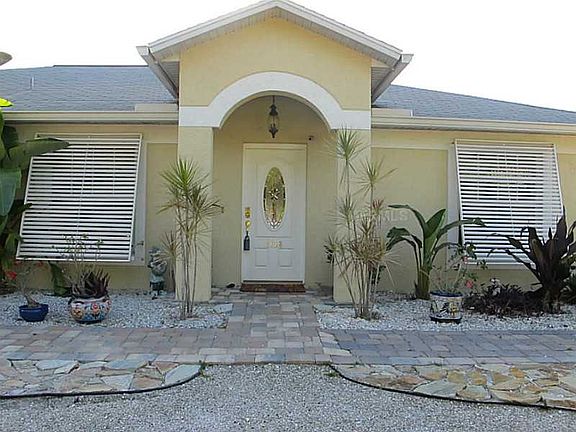 2nd image of 1138 Drury Ln