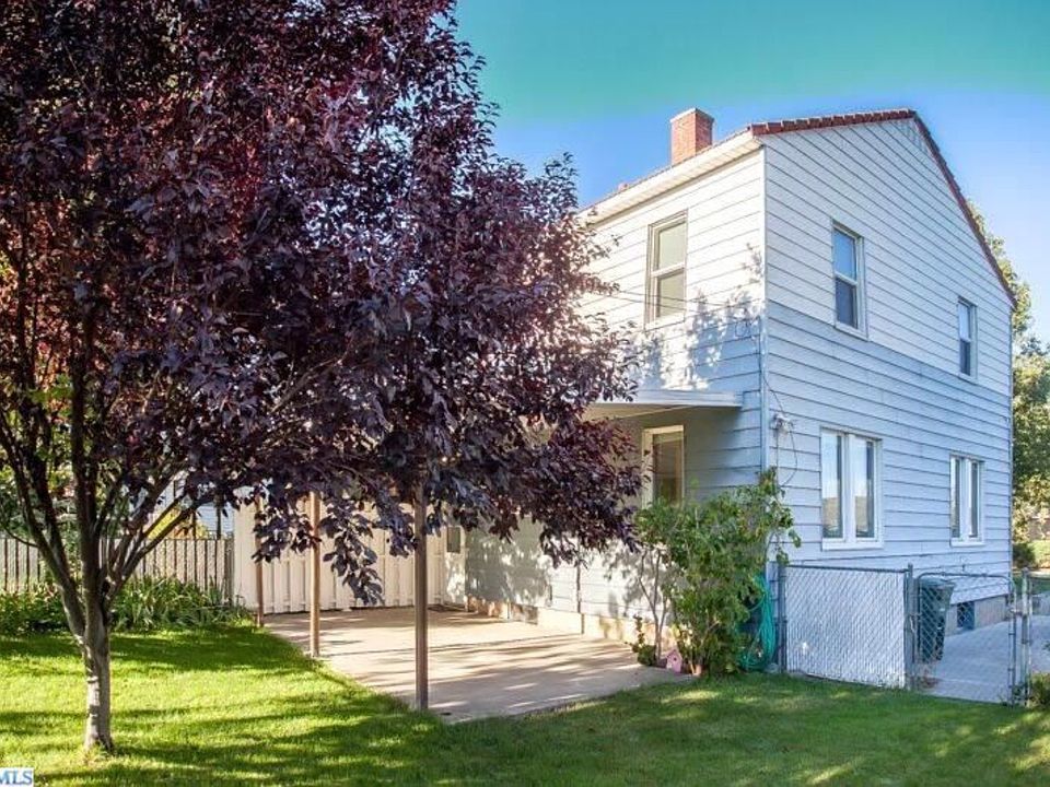2nd image of 1427 Johnston Ave