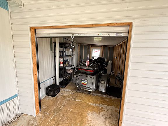 2nd image of 918 Reed Canal Rd #451