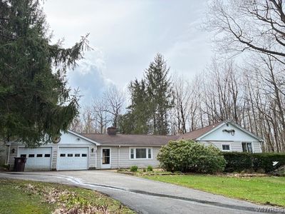 3811 Schintzius Rd, Eden, NY, 14057