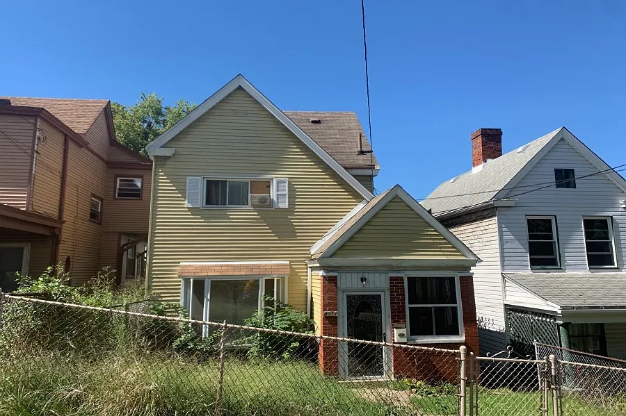 4014 Hoosac St photo 1