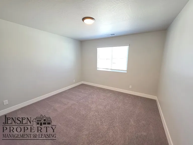 3984 E Fossil Way — Photo 15