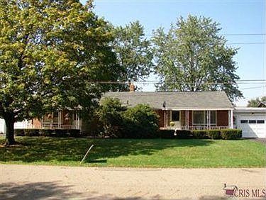 2nd image of 1281 Faircliff St