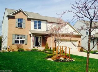 922 Caxton Ln, Brunswick, OH 44212