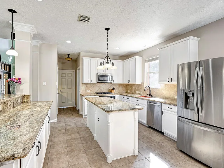 2511 Bridgestone Park Ln — Photo 8