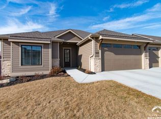 829 Silver Rain Rd, Lawrence, KS 66049