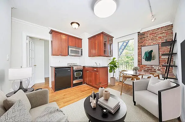 Living room, photo 1