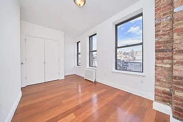 Rented by Living New York