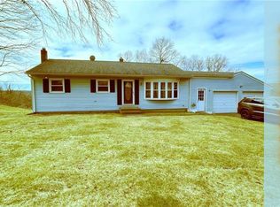 43 Orchard Dr, Uncasville, CT 06382