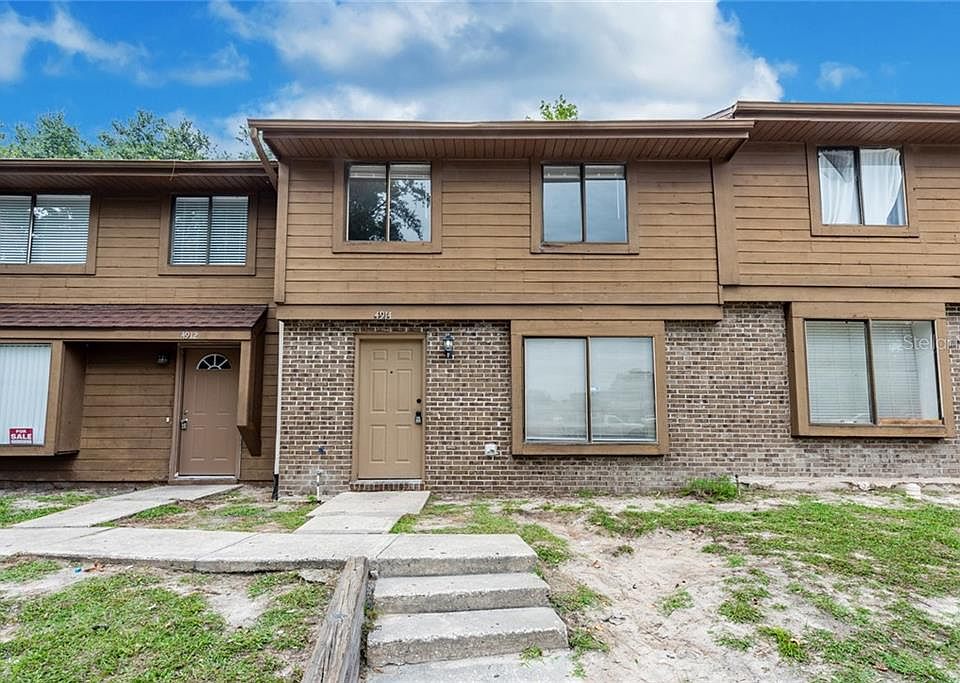 1st image of 4914 Silver Oaks Vlg #D