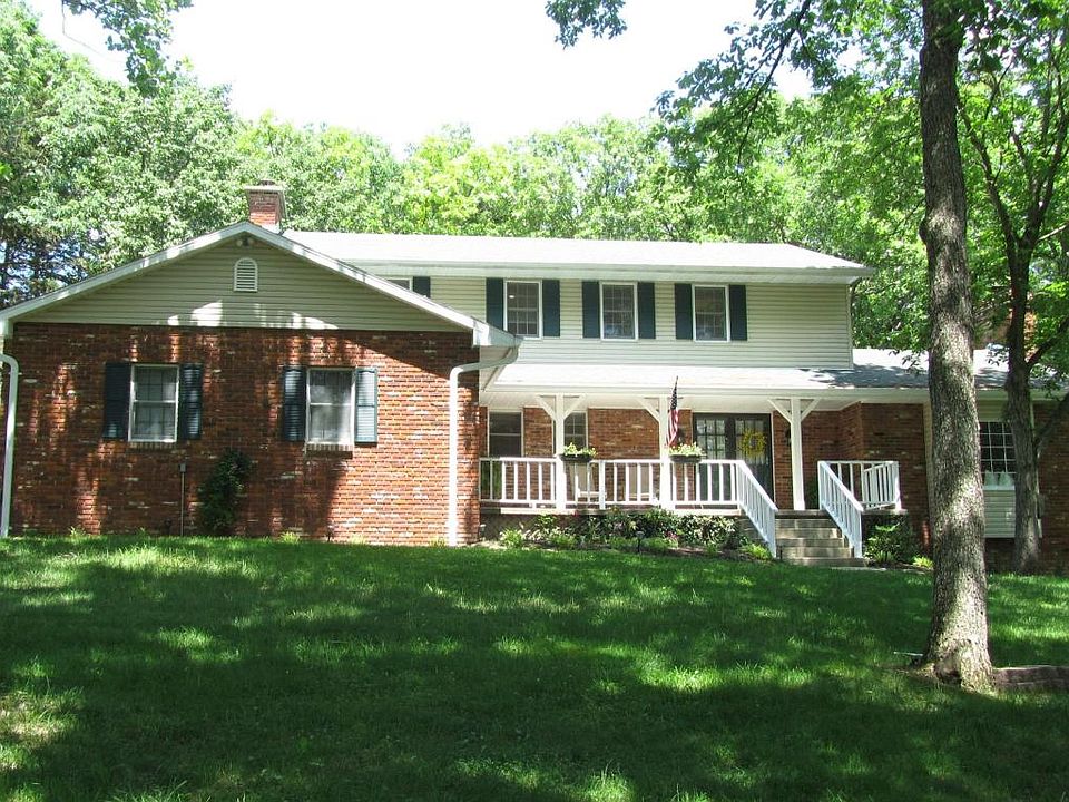 1st image of 2610 Tanglewood Dr