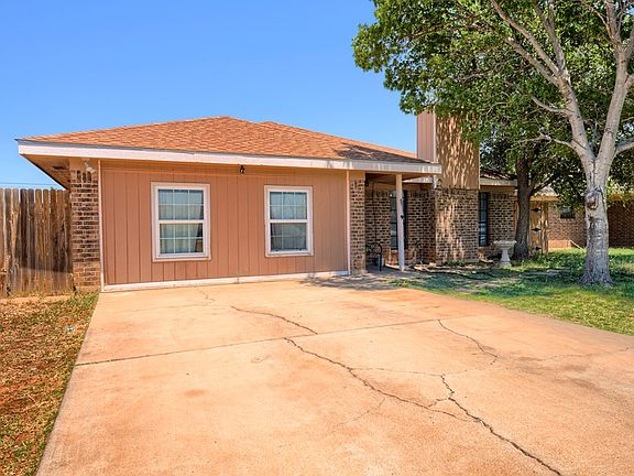 4th image of 4730 Country Club Dr