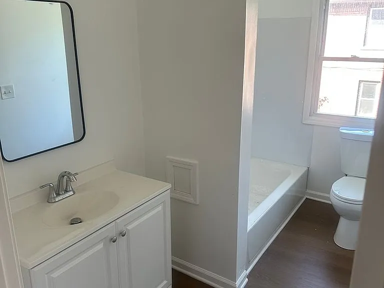 3005 Pasadena St — Photo 2