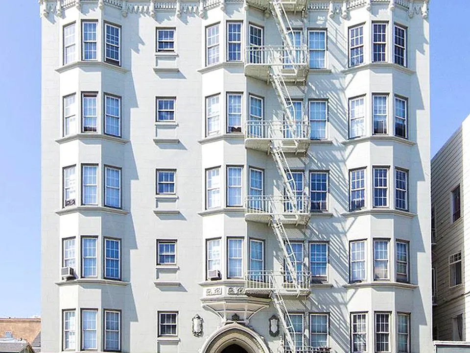 1635 Gough Street