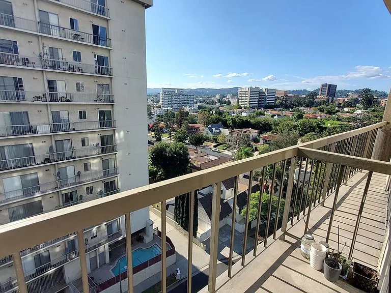 10747 Wilshire Blvd #1103 — Photo 25