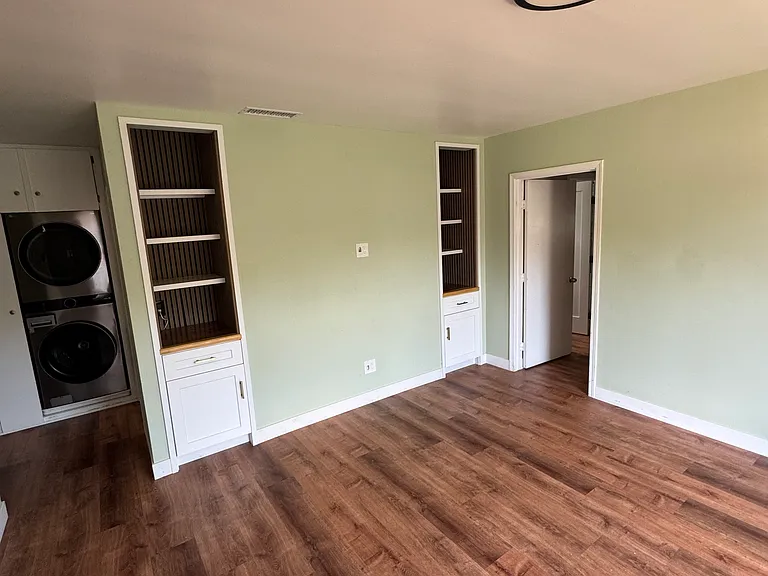 10159 Farragut Dr — Photo 12