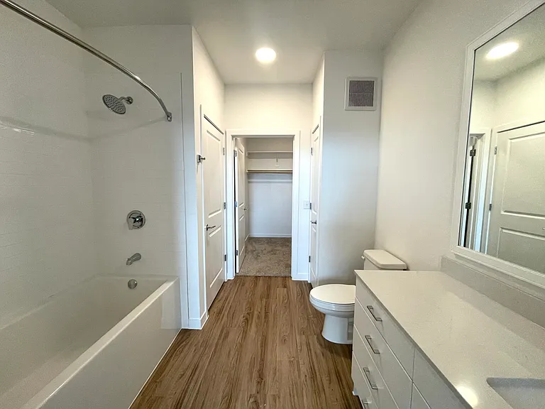 19365 Wilke Ln #510 — Photo 8