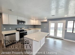 755 E Fort Pierce Dr, Saint George, UT 84790