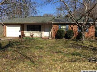 504 Westwood Dr SW, Decatur, AL 35601