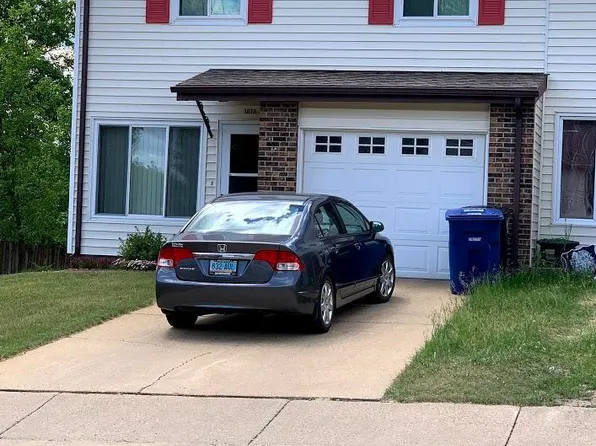 1079 17th Ave W, Dickinson, ND 58601