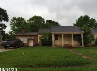 1416 Barnwell St, Yazoo City, MS 39194