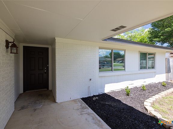5th image of 1603 Lennox Ave