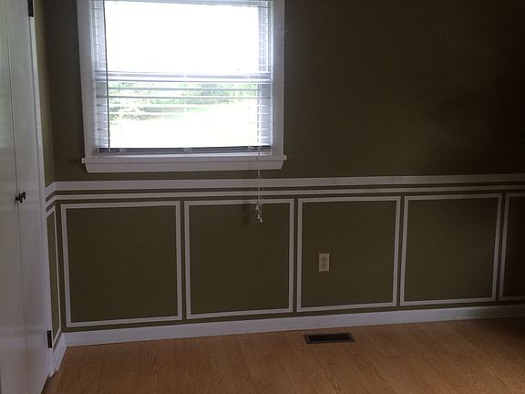 5th image of 145 Owens St