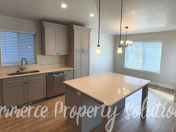 5th image of 4115 W 1730 N