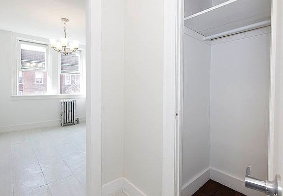 4th image of 23-43 33rd Ave #2N
