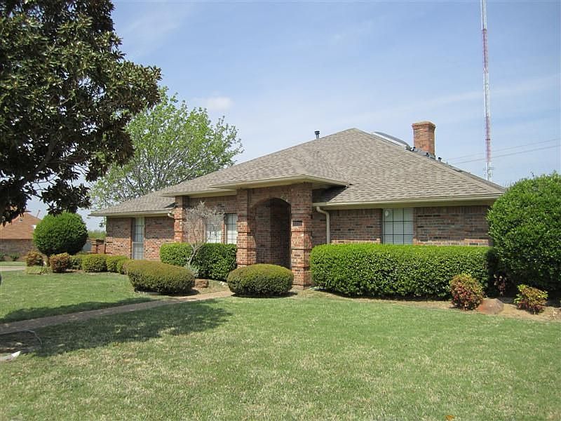 1st image of 1110 Magnolia Dr