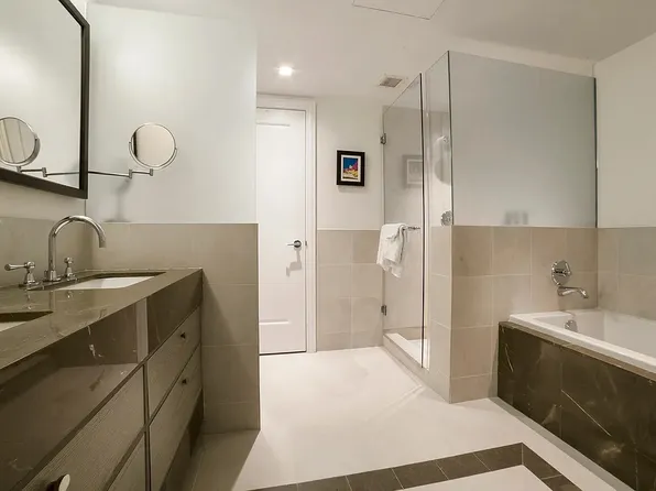 160 Central Park South image 5 of 6