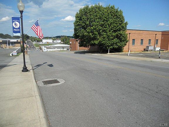 4th image of 606 7th St