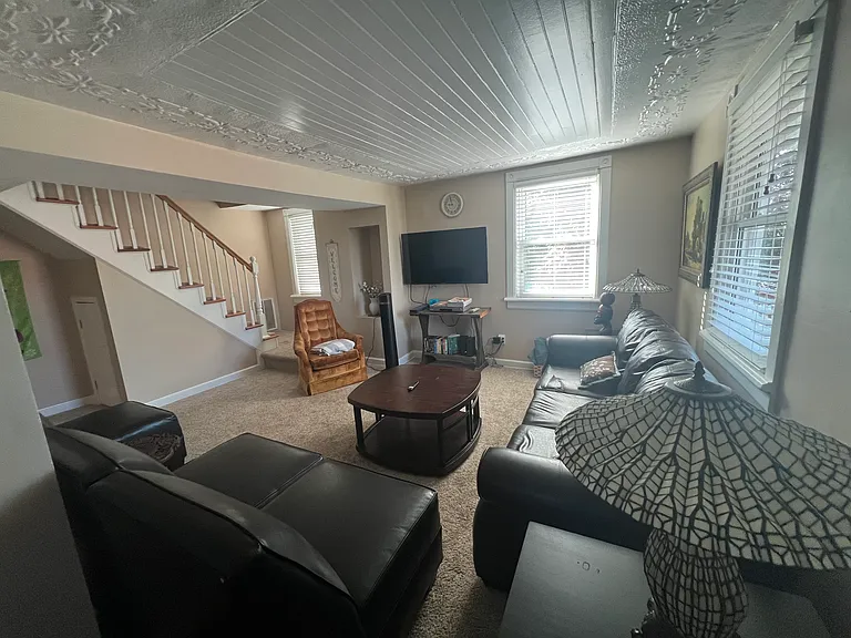 134 Washington St — Photo 8