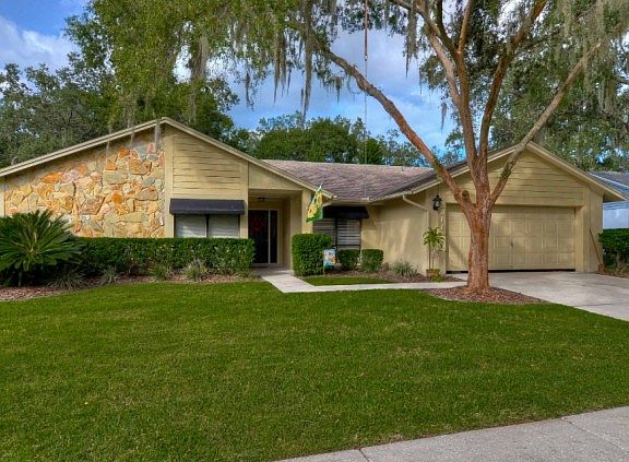 3rd image of 2811 Palamore Dr