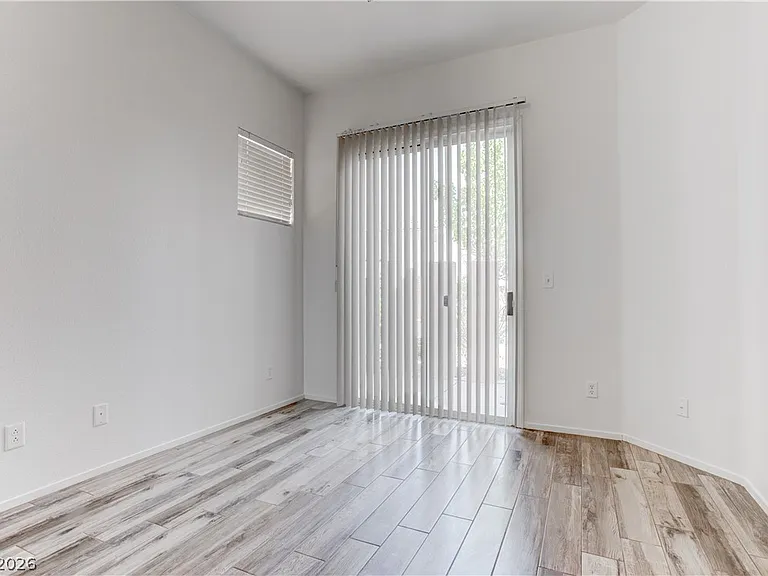 161 Greenwich Village Ave — Photo 15